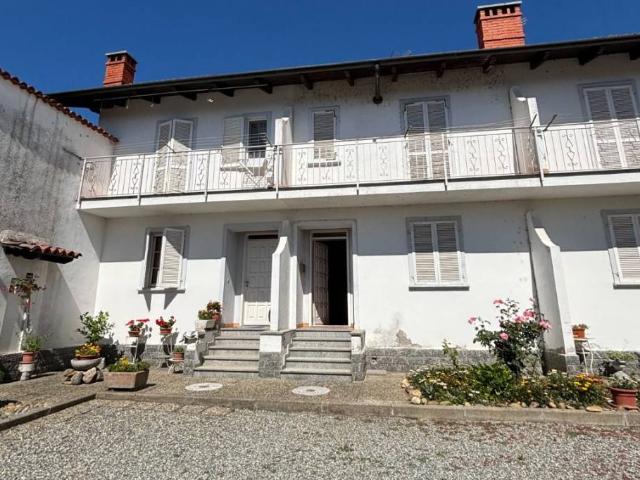 Casa indipendente in vendita a San Germano Vercellese VC