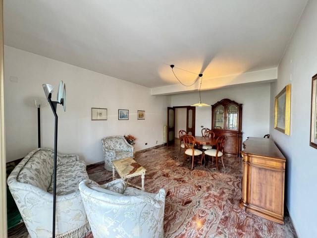 Casa indipendente in vendita a San Giacomo Degli Schiavoni