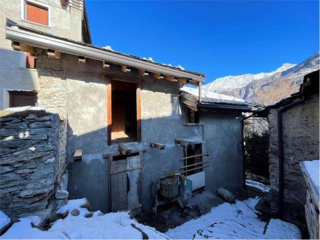 Casa indipendente in vendita a San Giacomo Filippo SO