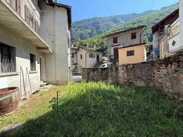 Casa indipendente in vendita a San Giacomo Filippo SO