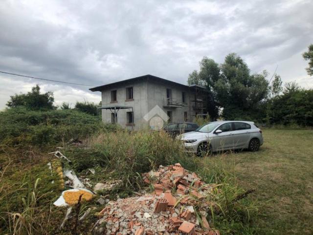 Casa indipendente in vendita a San Giorgio Bigarello MN