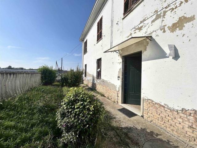 Casa indipendente in vendita a San Giorgio Piacentino PC