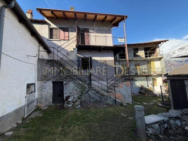 Casa indipendente in vendita a San Giorio di Susa TO