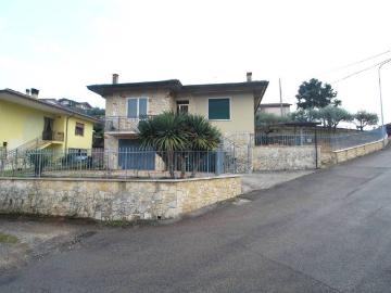 Casa indipendente in vendita a San Giovanni Ilarione VR