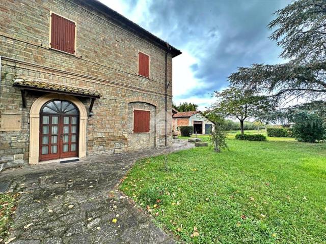 Casa indipendente in vendita a San Giovanni in Marignano RN