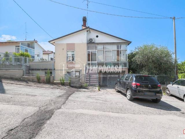Casa indipendente in vendita a San Giovanni in Marignano RN