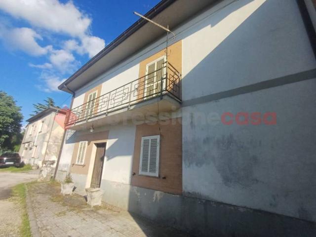 Casa indipendente in vendita a San Giovanni Incarico FR
