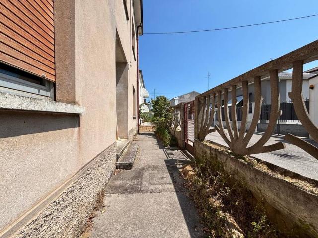 Casa indipendente in vendita a San Giovanni Lupatoto VR