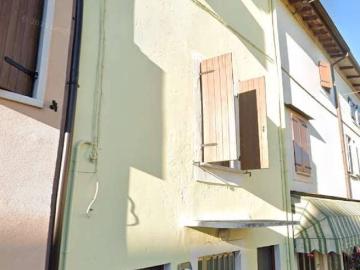 Casa indipendente in vendita a San Giovanni Lupatoto VR