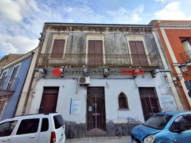 Casa indipendente in vendita a San Giovanni la Punta CT