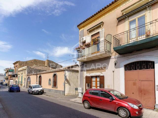 Casa indipendente in vendita a San Giovanni la Punta CT