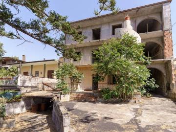 Casa indipendente in vendita a San Giovanni la Punta CT