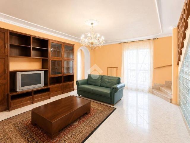 Casa indipendente in vendita a San Giovanni Rotondo FG