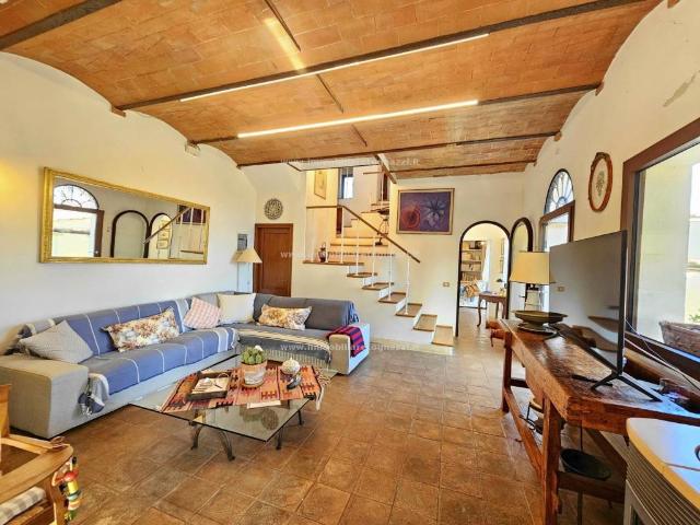 Casa indipendente in vendita a San Gimignano SI