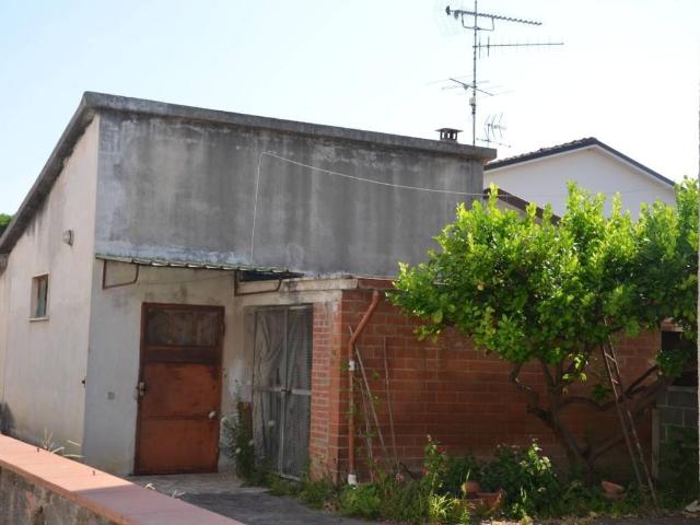Casa indipendente in vendita a San Giuliano Terme PI