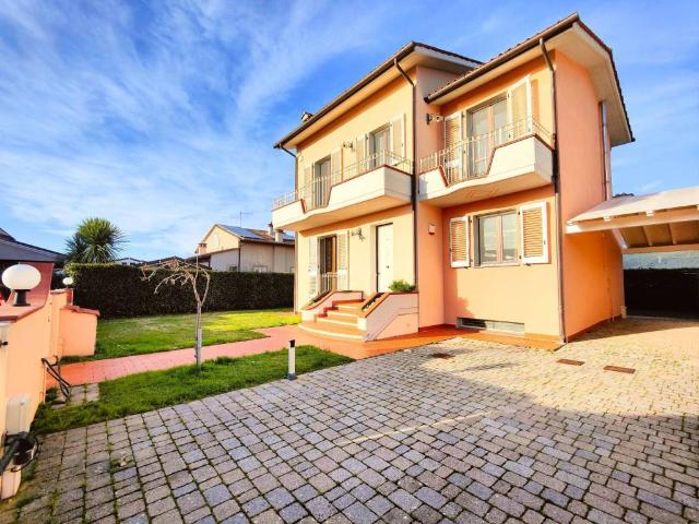 Casa indipendente in vendita a San Giuliano Terme PI