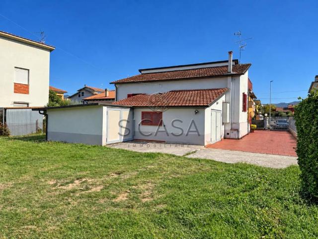 Casa indipendente in vendita a San Giustino PG
