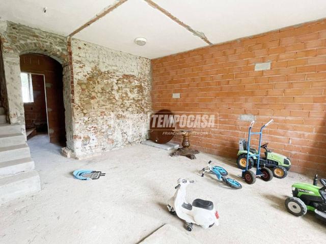 Casa indipendente in vendita a San Giusto Canavese TO