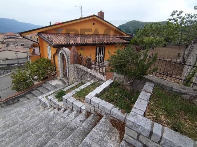 Casa indipendente in vendita a San Lupo