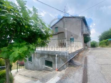 Casa indipendente in vendita a San Leo RN