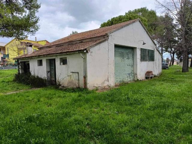 Casa indipendente in vendita a San Lorenzo in Campo PU