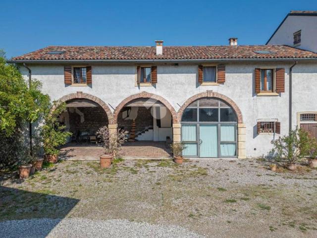 Casa indipendente in vendita a San Pietro in Cariano VR