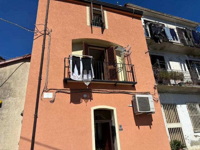 Casa indipendente in vendita a San Pietro in Guarano CS