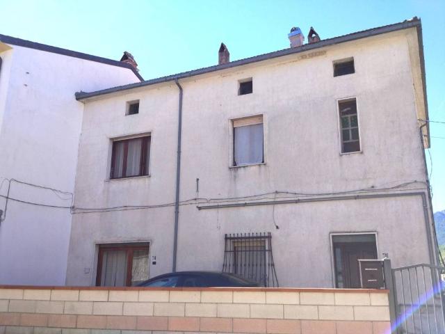 Casa indipendente in vendita a San Pietro Infine CE