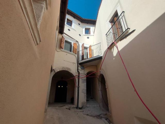 Casa indipendente in vendita a San Pio delle Camere AQ