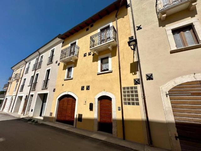 Casa indipendente in vendita a San Pio delle Camere AQ