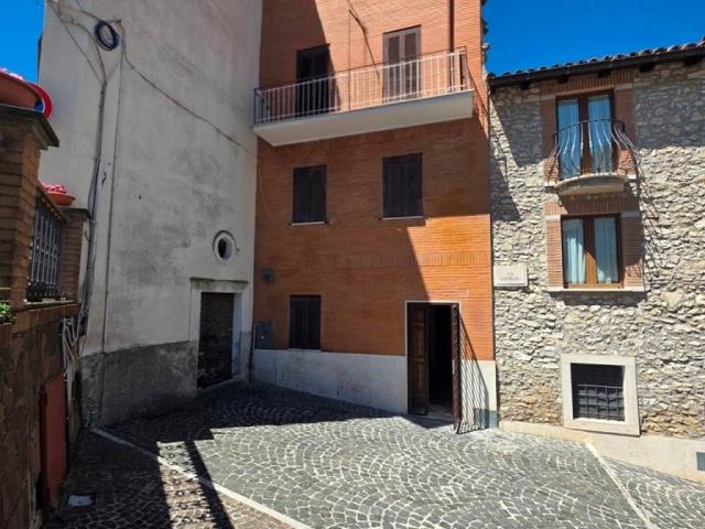 Casa indipendente in vendita a San Polo dei Cavalieri RM