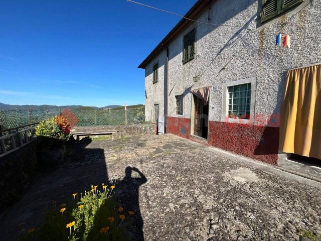 Casa indipendente in vendita a San Romano in Garfagnana LU