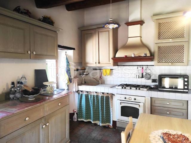Casa indipendente in vendita a San Severino Marche