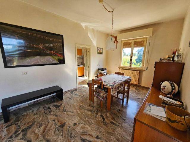Casa indipendente in vendita a San Severino Marche MC
