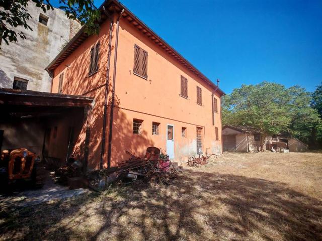 Casa indipendente in vendita a San Severino Marche MC