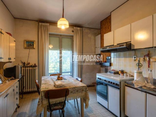 Casa indipendente in vendita a San Severino Marche MC