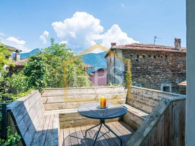 Casa indipendente in vendita a San Siro CO