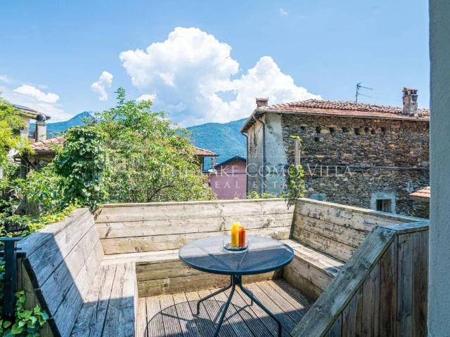 Casa indipendente in vendita a San Siro CO