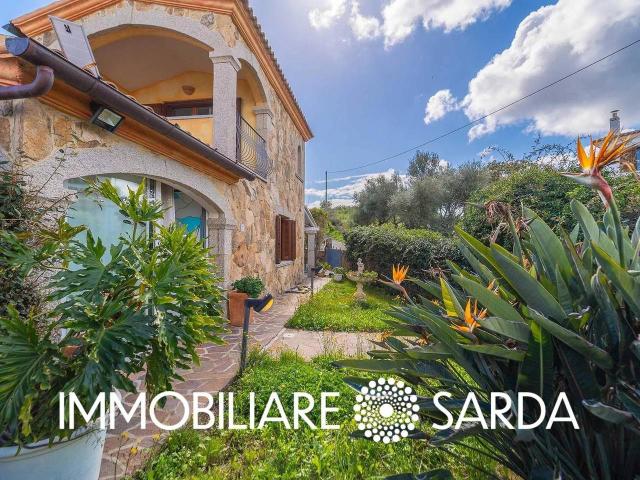 Casa indipendente in vendita a San Teodoro