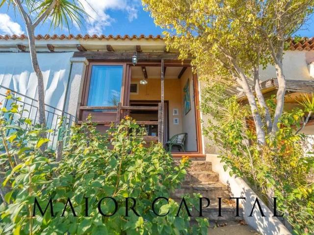 Casa indipendente in vendita a San Teodoro