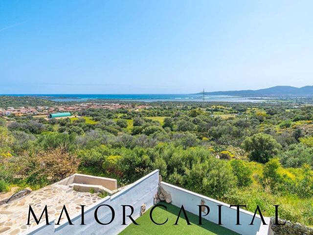 Casa indipendente in vendita a San Teodoro
