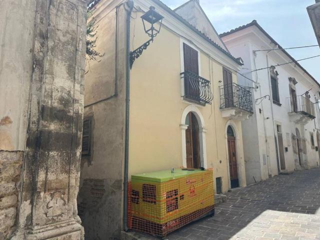 Casa indipendente in vendita a San Valentino in Abruzzo Citeriore PE
