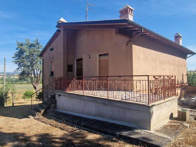 Casa indipendente in vendita a San Venanzo