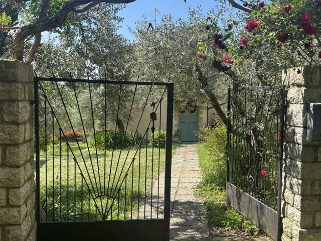 Casa indipendente in vendita a San Venanzo TR