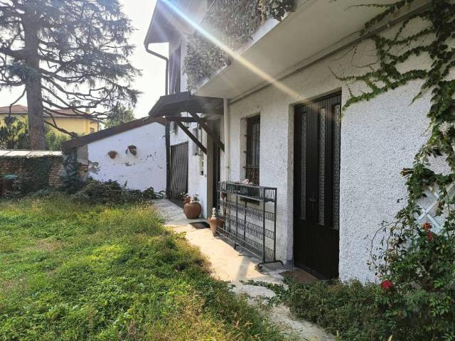 Casa indipendente in vendita a San Vittore Olona MI