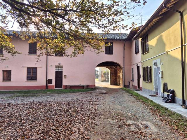 Casa indipendente in vendita a San Zenone al Po PV