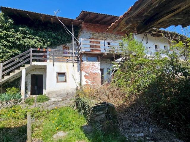 Casa indipendente in vendita a Sanfront CN