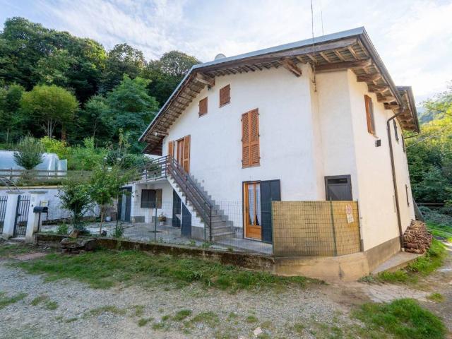 Casa indipendente in vendita a Sanfront CN