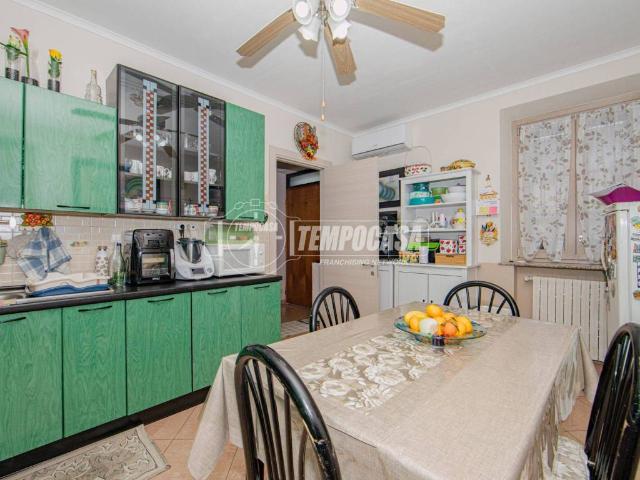 Casa indipendente in vendita a Sannazzaro de' Burgondi PV