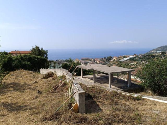 Casa indipendente in vendita a Sanremo